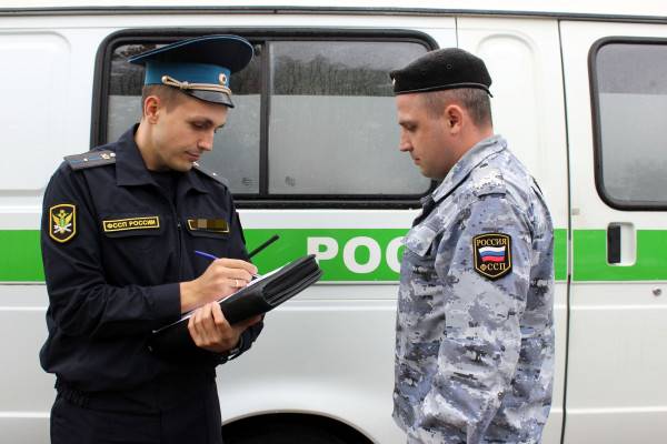 Запрет на выезд заставил смолянина погасить задолженность по коммунальным платежам