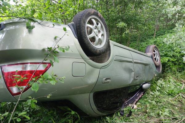 Авария в Смоленской области: пострадавший водитель Авария в Смоленской области: пострадавший водитель