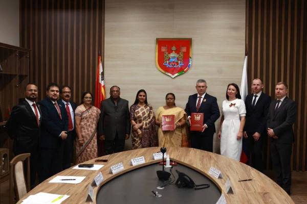 Смоленск и Бхопал подписывают соглашение о сотрудничестве Смоленск и Бхопал подписывают соглашение о сотрудничестве