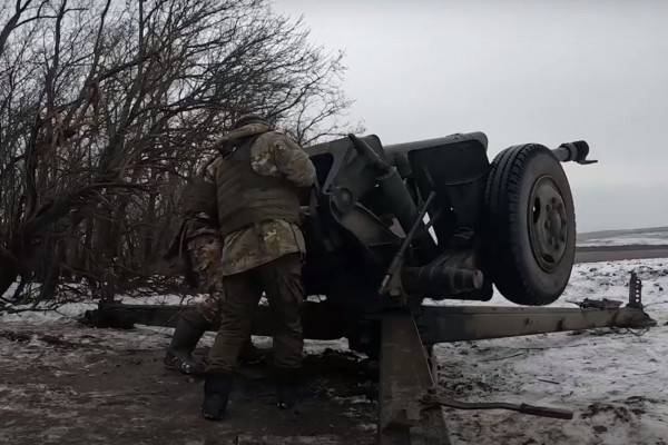 Расчеты гаубиц Д-30 совершенствуют навыки на полигоне в тыловом районе СВО