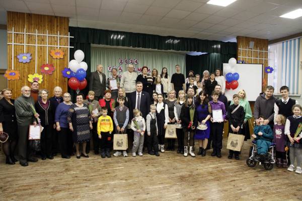 Председатель Смоленского горсовета Анатолий Овсянкин: Такие семьи – основа будущего страны