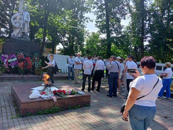 Группа людей из Ивановской области прибыла в Рославль, чтобы узнать о событиях Великой Отечественной войны