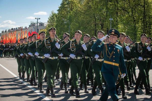 В Смоленске парад Победы будет проводиться с ограниченным числом зрителей