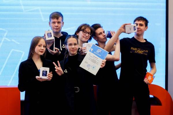 Смоленская молодежь сражалась в финале интеллектуального турнира «BrainShaker. Юниоры» Смоленская молодежь сражалась в финале интеллектуального турнира «BrainShaker. Юниоры»