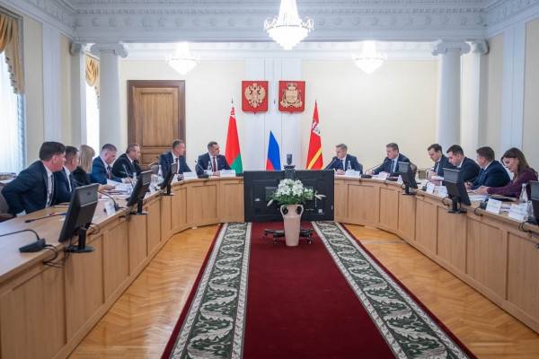 Губернатор Смоленской области встретился с послом Белоруссии 