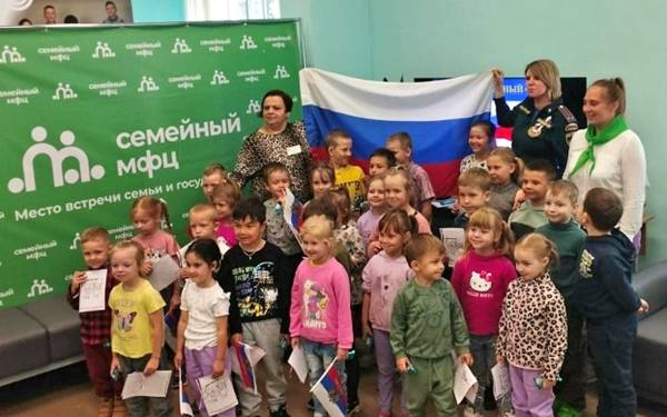 26 лет центру 'Солнышко': поддержка семьи и детства в Смоленской области