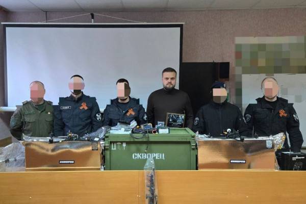 Депутат Госдумы передал БПЛА смоленскому СОБР Росгвардии