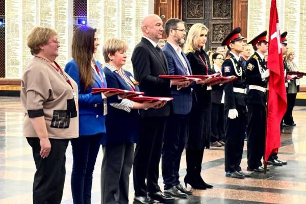 Форум Память Победителей: Копии Знамени Победы и героизм Михаила Егорова