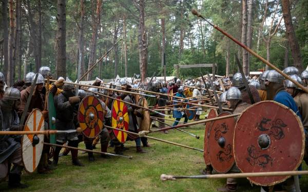 В Смоленском округе прошел XIV Международный фестиваль исторической реконструкции и славянской культуры «Гнёздово-2026»
