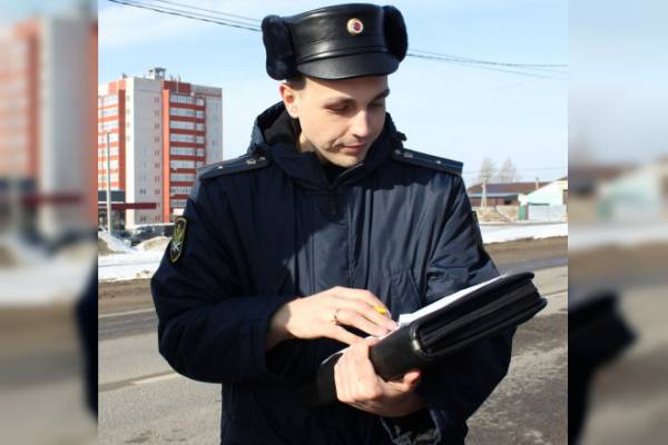 Судебные приставы заставили смолянина возместить ущерб, который он причинил кражей имущества