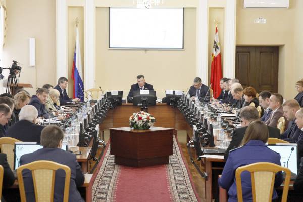 Депутаты горсовета поддержали смоленские организации