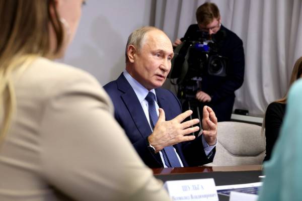 Запрос на участие Владимира Путина в выборах президента вырос вдвое за последние годы