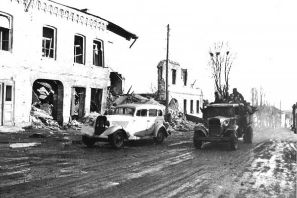 Нашими войсками взят город Сычёвка 