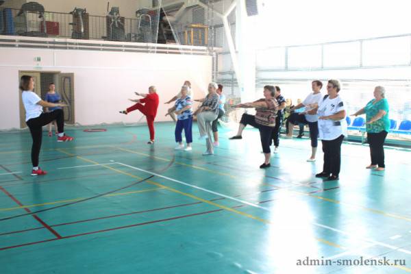 В Тёмкинском районе провели «Веселые старты» для старшего поколения