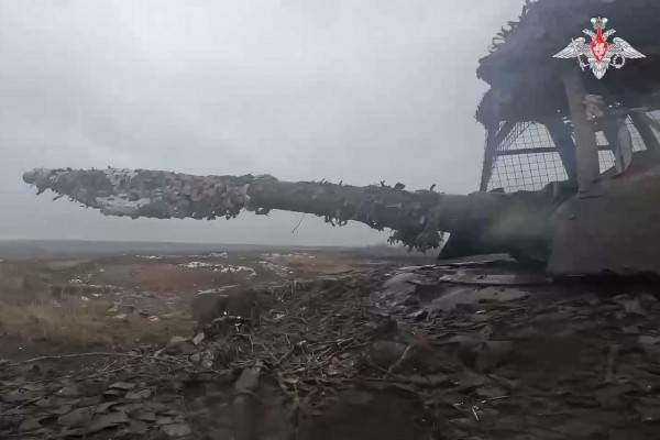 Т-72Б3 разгромил опорный пункт ВСУ в Запорожье Т-72Б3 разгромил опорный пункт ВСУ в Запорожье