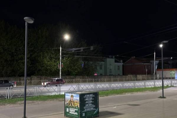 Проверка уличного освещения в Смоленске: выявлены проблемы и даны указания по их устранению