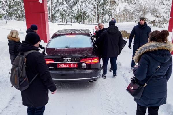В Катыни польский посол повёл себя возмутительно