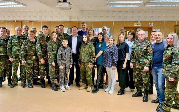 Празднование 20-летия поискового отряда «Высота» в Десногорской библиотеке