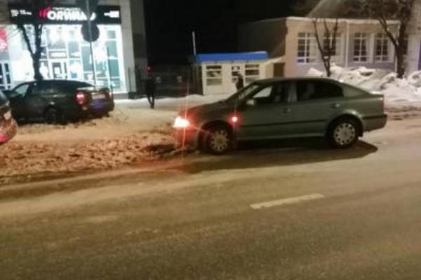 В Смоленске возбудили уголовное дело по факту ДТП, в котором пострадала пассажир иномарки