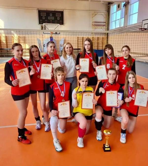 Волейбольный финал 41-й Спартакиады: поздравляем команду спортивной школы имени В.А. Сухарева!