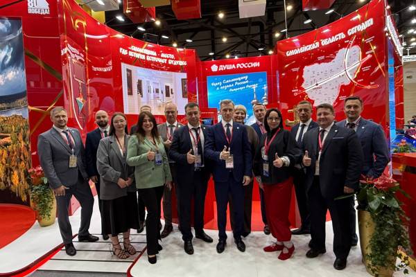 Смоленская область на ПМЭФ-2025: партнерство и развитие