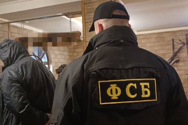 Смоленское УФСБ возбудило уголовное дело в отношении экс-сотрудника силовых структур