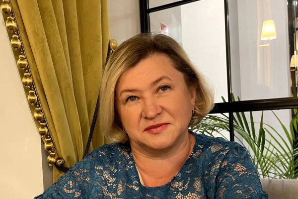 Татьяна Бурлакова рассказала о важности несения военной службы по контракту в ВС РФ