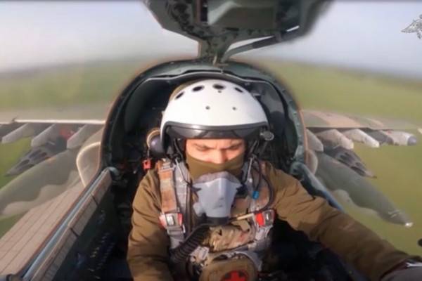 Штурмовики Су-25 уничтожили опорный пункт ВСУ