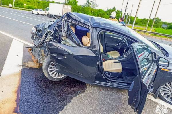 Столкновение легковушки и грузовика в Смоленской области: пострадавшие и ликвидация последствий Столкновение легковушки и грузовика в Смоленской области: пострадавшие и ликвидация последствий