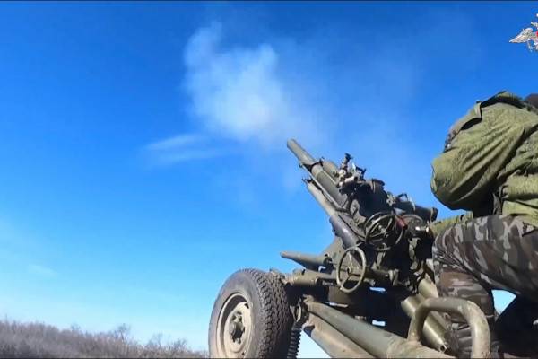 Минобороны опубликовало кадры боевой работы миномёта «Василёк» в зоне СВО 