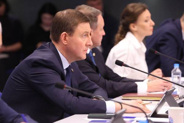 «Единая Россия» собрала свыше 2 млн подписей в поддержку Владимира Путина