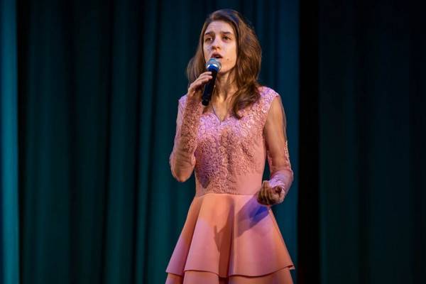 Подопечные смоленских психоневрологических интернатов выступили на конкурсе талантов