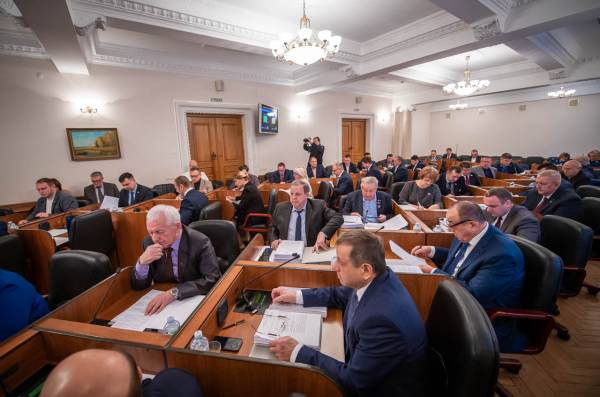 В Смоленской области принят главный финансовый документ на 2024 год