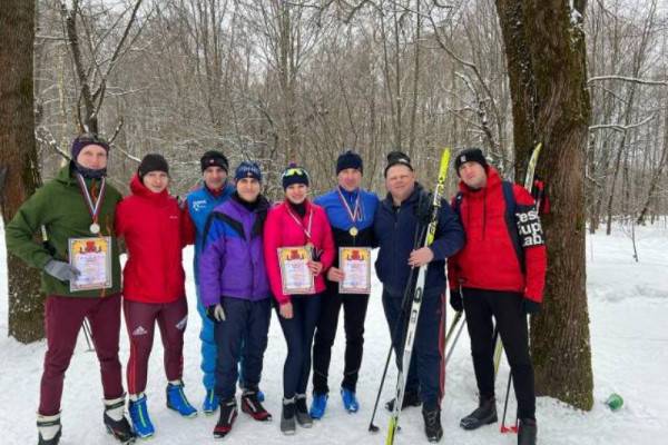 В Смоленске прошел чемпионат по лыжным гонкам среди полицейских