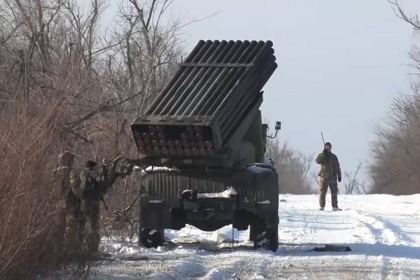 Кадры боевой работы российских «Градов» в зоне СВО