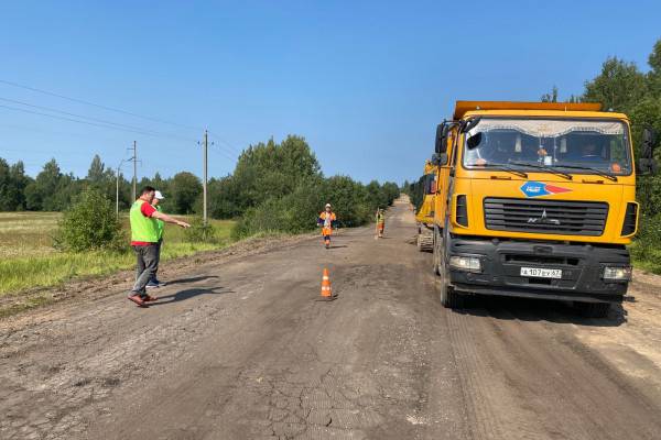 В Смоленской области общественники проинспектировали ход ремонта дорог