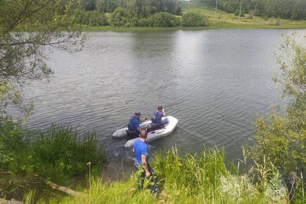 В Кардымовском районе в реке Строганка нашли труп