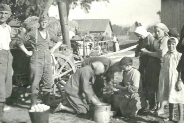 Страница жизни нашей советской семьи