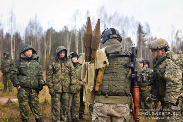 Новые льготы и выплаты для контрактников и их семей в Смоленской области Новые льготы и выплаты для контрактников и их семей в Смоленской области