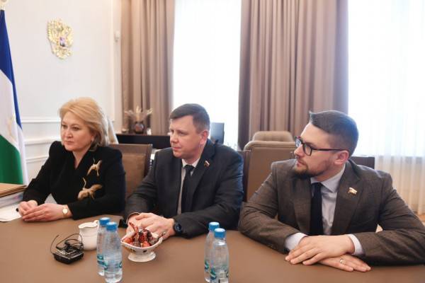 Встреча губернатора Смоленской области с представителями Совета Федерации