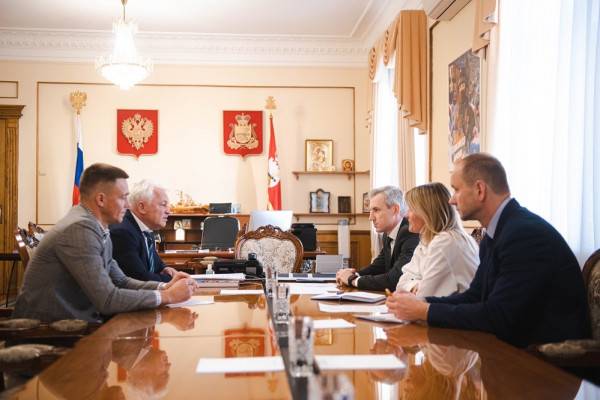 Губернатор Смоленской области встретился с президентом Всероссийской федерации самбо Губернатор Смоленской области встретился с президентом Всероссийской федерации самбо