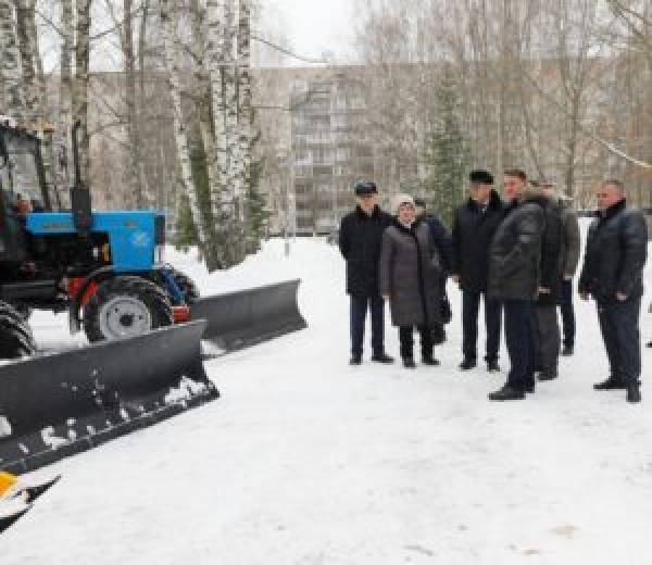 Смоленская АЭС передала Десногорску новую спецтехнику для благоустройства дорожной инфраструктуры