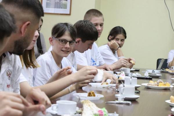 В Смоленск приехали молодые баскетболисты из Энергодара, который находится в Запорожской области