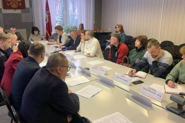 Заседание Общественной палаты Смоленской области по вопросам ЖКХ, экологии и защиты животных