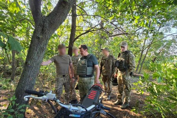Поддержка военных регионами России