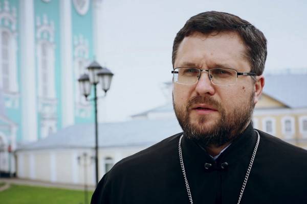 Не только человек идёт к Богу, но и Бог – к человеку Не только человек идёт к Богу, но и Бог – к человеку