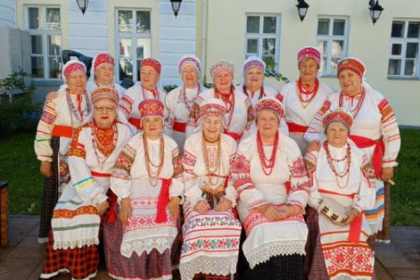 Гордость Смоленщины: народному фольклорному ансамблю «Рябинушка» – 45! Гордость Смоленщины: народному фольклорному ансамблю «Рябинушка» – 45!