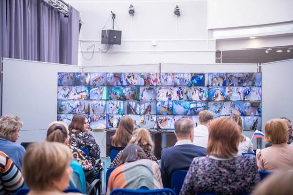 Василий Анохин заявил, что в Смоленской области выборы президента проходят на высоком уровне организации