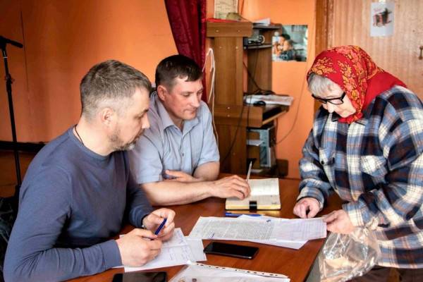 Смоленские депутаты-единороссы рассказали, как прошла их рабочая неделя