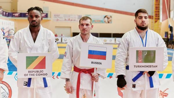 Бронза чемпионата мира по рукопашному бою у сотрудника УФСИН из Рославля